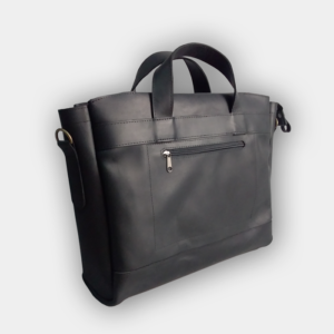 chorna-sumka-dlya-ultrabuka-cherez-pleche-cholovicha-stil-ta-nadijnist-modulna-najkrashi-modeli-vid-magazinu-plazabag