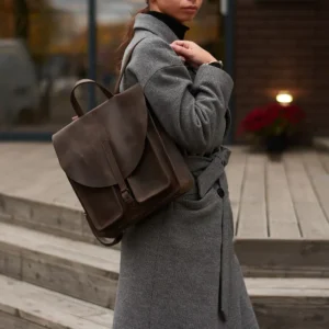 circles-modnij-ryukzak-ruchno-robiti-z-naturalnoyi-shkiri-crazy-horce-dlya-dilovih-zhinok-ta-suchasnih-cholovikiv-zamoviti-v-magazini-plazabeg-14