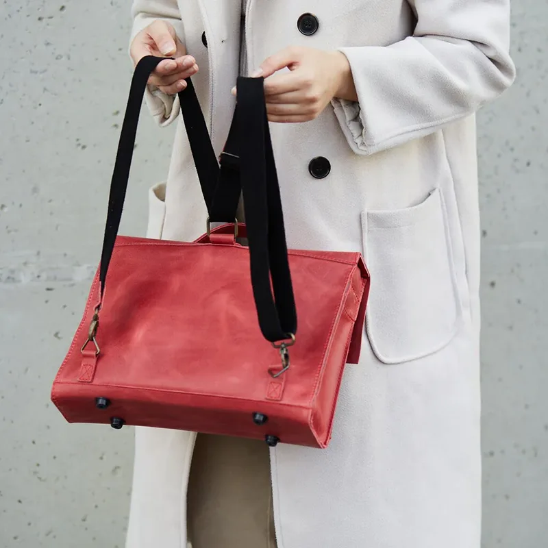 dandy-modnij-ryukzak-ruchno-robiti-z-naturalnoyi-shkiri-crazy-horce-dlya-dilovih-zhinok-ta-suchasnih-cholovikiv-zamoviti-v-magazini-plazabeg-02