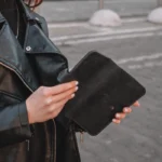 magazin-plazabag-modna-sumka-ryukzak-gamanec-kupiti-aksesuar-z-naturalnoyi-shkiri-ruchnoyi-roboti-hendmejd-avg-0025-04