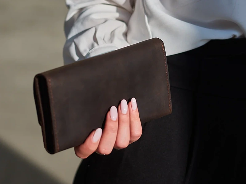 Зручний вінтажний гаманець для ділових жінок Компактний та зручний класичний жіночий гаманець для ділових людей з мінімалістичним дизайном якісного пошиву із натуральної вінтажної шкіри