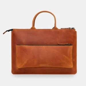 Шкіряний чохол для ноутбука в класичному стилі з натуральної конячої шкіри в кольорі коньяк зі зручними елегантними ручками