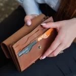 Класичний жіночий гаманець Simple для ділового стилю зі зручними відділеннями та надійним замком і зручною кнопкою виготовлений з якісної шкіри