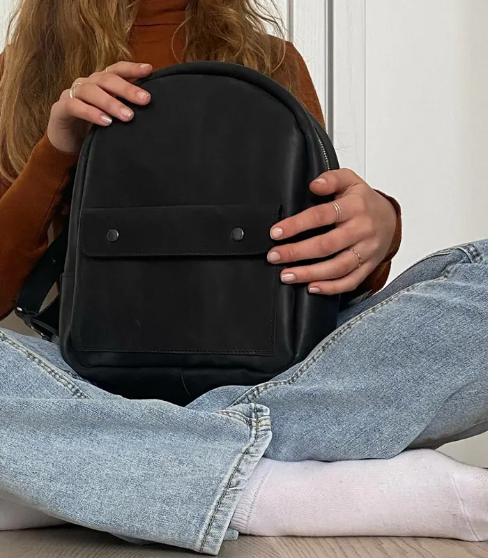 Рюкзак для молодих жінок з комфортними лямками Надійний та комфортний жіночий рюкзак Compact з невеликою кишенею для косметики і документів якісного пошиву з надійним металевим замком