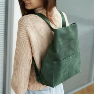 storage-modnij-ryukzak-ruchno-robiti-z-naturalnoyi-shkiri-crazy-horce-dlya-dilovih-zhinok-ta-suchasnih-cholovikiv-zamoviti-v-magazini-plazabeg-08