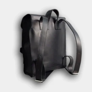 Чорний повсякденний шкіряний рюкзак для студентів, ділових жінок та офісних працівників зі зручними ручками-лямками та великими місткими відділеннями
